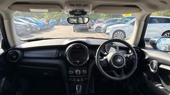Mini Hatch 1.5 Cooper Classic II 3dr Auto (LED Lights)
