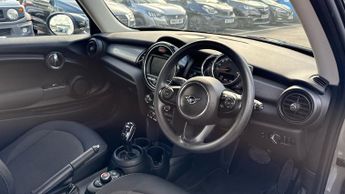 Mini Hatch 1.5 Cooper Classic II 3dr Auto (LED Lights)