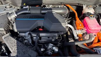 Kia Sportage 1.6T GDi 207 HEV GT-Line 5dr Auto (Navigation)(Adaptive Cruise C
