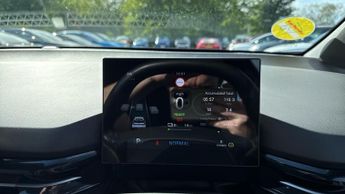 MG MG4 EV 125kW SE EV 51kWh 5dr Auto (Rear Parking Sensors)(Apple Carplay/
