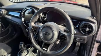 Mini Hatch  1.5 Cooper Sport Hatchback 5dr 