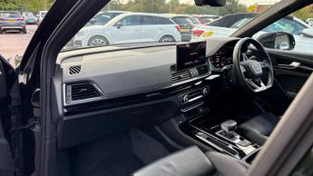Audi Q5 45 TFSI Quattro Edition 1 5dr S Tronic (Comfort/Sound Pack)(Navi