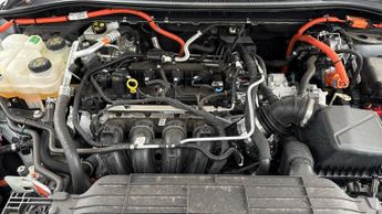 Ford Kuga 2.5 PHEV ST-Line 5dr CVT (Front/Rear Parking Sensors)(Navigaton)