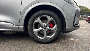 Ford Kuga 2.5 PHEV ST-Line 5dr CVT (Front/Rear Parking Sensors)(Navigaton)