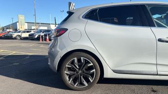 Renault Clio 1.6 E-TECH full hybrid 145 Techno 5dr Auto