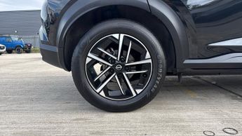 Nissan Juke 1.6 Hybrid N-Connecta 5dr Auto (Rear Parking Camera)(Navigation)