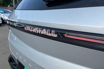 Vauxhall Grandland Electric 73kWh Ultimate SUV 5dr Electric Auto (213 ps)