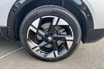 Vauxhall Grandland Electric 73kWh Ultimate SUV 5dr Electric Auto (213 ps)