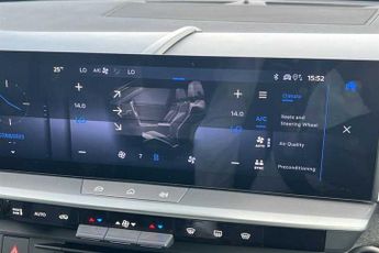Vauxhall Grandland Electric 73kWh Ultimate SUV 5dr Electric Auto (213 ps)