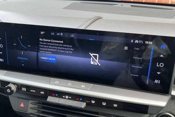 Vauxhall Grandland Electric 73kWh Ultimate SUV 5dr Electric Auto (213 ps)