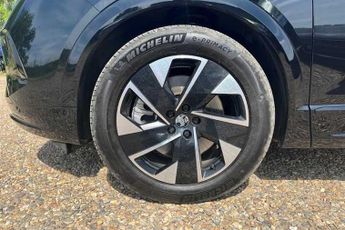 Vauxhall Grandland Electric 73kWh GS SUV 5dr Electric Auto (213 ps)