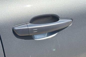 Vauxhall Mokka Electric 54kWh Ultimate SUV 5dr Electric Auto (156 ps)