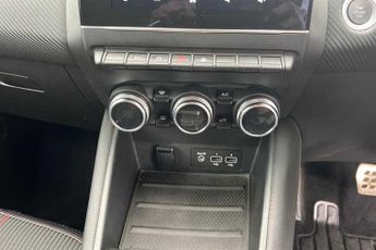 Renault Captur 1.6 E-TECH (145 PS) RS Line 5 Door Petrol Hybrid SUV Automatic *