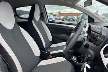 CITROEN C1 1.0 VTi Urban Ride Hatchback 5dr Petrol Manual Euro 6 (s/s) (72 