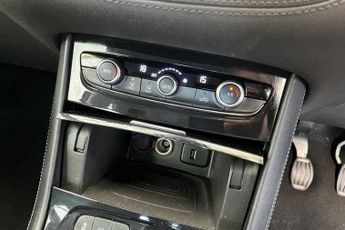 VAUXHALL GRANDLAND X 1.2 Turbo SE SUV 5dr Petrol Manual Euro 6 (s/s) (130 ps)