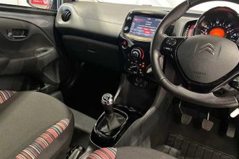 CITROEN C1 1.0 VTi Shine Hatchback 5dr Petrol Manual Euro 6 (s/s) (72 ps)