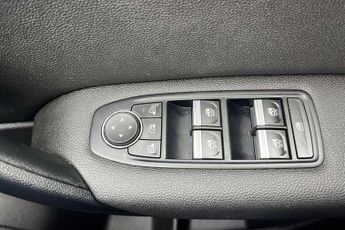 RENAULT CAPTUR 1.0 TCe S Edition SUV 5dr Petrol Manual Euro 6 (s/s) (100 ps)