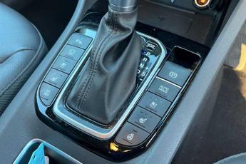 HYUNDAI IONIQ 1.6 h-GDi 8.9kWh Premium SE Hatchback 5dr Petrol Plug-in Hybrid 
