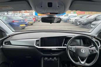 VAUXHALL GRANDLAND 1.2 Turbo Design 5dr