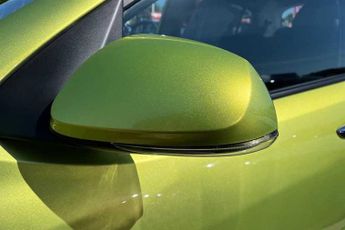 HYUNDAI i10 1.0 Premium Hatchback 5dr Petrol Auto Euro 6 (s/s) (63 ps)