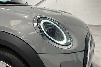 MINI Hatch 1.5 Cooper Classic Hatchback 5dr Petrol Manual Euro 6 (s/s) (136