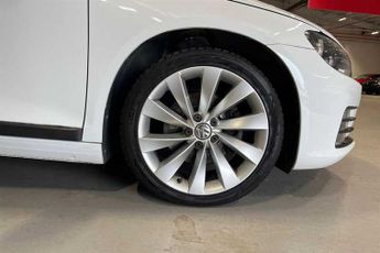 VOLKSWAGEN SCIROCCO 2.0 TSI GT Hatchback 3dr Petrol DSG Euro 6 (s/s) (180 ps)
