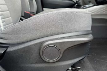 HYUNDAI i10 1.0 Premium Hatchback 5dr Petrol Auto Euro 6 (s/s) (63 ps)