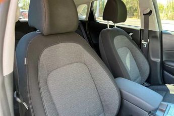 HYUNDAI KONA 64kWh Premium SUV 5dr Electric Auto (10.5kW Charger) (204 ps)