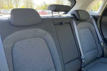 HYUNDAI KONA 64kWh Premium SUV 5dr Electric Auto (10.5kW Charger) (204 ps)