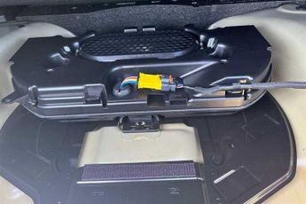 CITROEN C4 1.2 PureTech C-Series Edition Hatchback 5dr Petrol EAT8 Euro 6 (