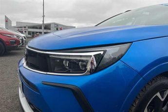 VAUXHALL GRANDLAND 1.6 Hybrid Elite 5dr Auto
