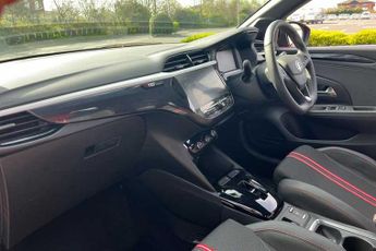 VAUXHALL CORSA 50kWh Yes Hatchback 5dr Electric Auto (136 ps)