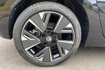 VAUXHALL CORSA 50kWh GS Hatchback 5dr Electric Auto (136 ps)