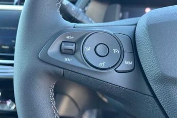VAUXHALL Corsa Electric 50kWh Yes Hatchback 5dr Electric Auto (136 ps)