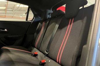 VAUXHALL CORSA 50kWh Yes Hatchback 5dr Electric Auto (136 ps)