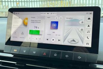 MG MG4 EV 64kWh Trophy Long Range Hatchback 5dr Electric Auto (203 ps)