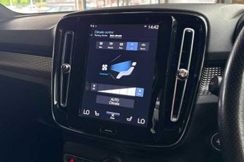 VOLVO XC40 1.5 T5 Recharge PHEV R DESIGN Pro 5dr Auto