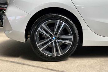 BMW 1 SERIES 1.5 118i Sport (LCP) Hatchback 5dr Petrol DCT Euro 6 (s/s) (136 