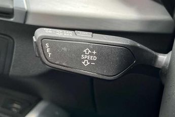 AUDI Q2 1.5 TFSI CoD 35 Black Edition SUV 5dr Petrol S Tronic Euro 6 (s/