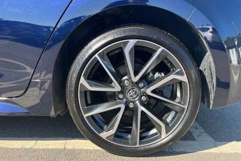 TOYOTA COROLLA 1.8 Hybrid Excel 5dr CVT