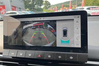 MG MG4 EV 64kWh Trophy Long Range Hatchback 5dr Electric Auto (203 ps)