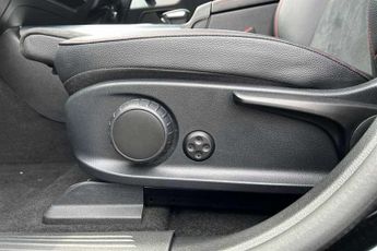 MERCEDES-BENZ EQA EQA 250 66.5kWh AMG Line SUV 5dr Electric Auto (190 ps)