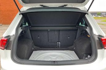 VOLKSWAGEN TIGUAN 1.5 TSI R-Line SUV 5dr Petrol DSG Euro 6 (s/s) (150 ps)