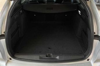 VAUXHALL ASTRA Electric 54kWh Ultimate Sports Tourer 5dr Electric Auto (156 ps)