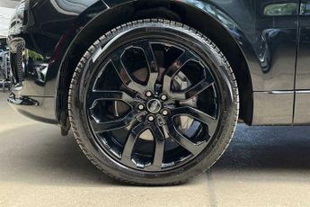 LAND ROVER RANGE ROVER SPORT 3.0 D300 MHEV HSE Dynamic Black SUV 5dr Diesel Auto 4WD Euro 6 (