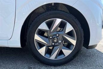 HYUNDAI i10 1.0 Advance Hatchback 5dr Petrol Manual Euro 6 (s/s) (63 ps)