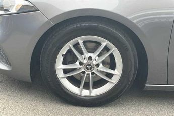 MERCEDES-BENZ A CLASS 1.3 A180 SE Hatchback 5dr Petrol 7G-DCT Euro 6 (s/s) (136 ps)