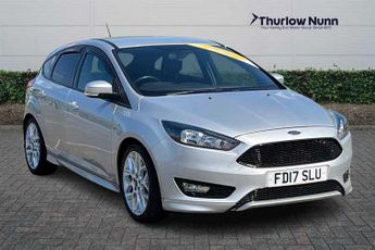Ford Focus 1.0i Turbo EcoBoost (125 PS) ST-Line s/s 5dr Hatch
