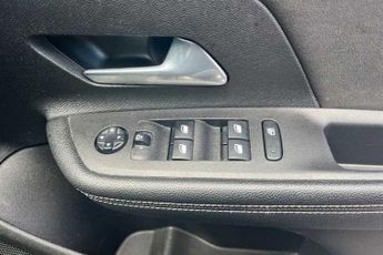 Vauxhall Mokka Electric 50 kWh (136 PS) Ultimate Edition 5 Door Electric SUV Automatic 