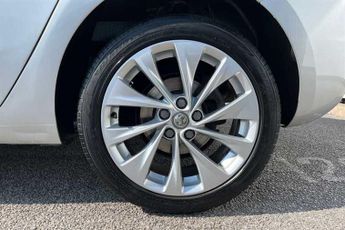 VAUXHALL ASTRA 1.0i Turbo ecoTEC Design Hatchback 5dr Petrol Manual Euro 6 (s/s